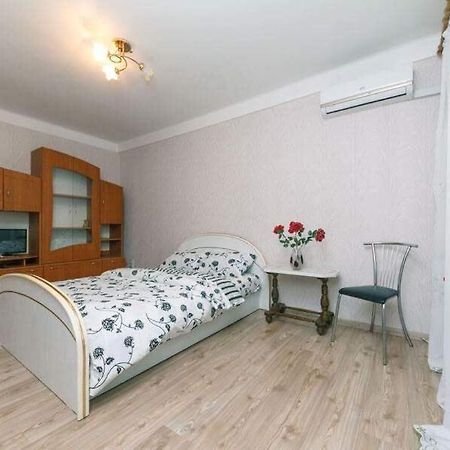 Comfortable One Bad Near Guliver Kiew Exterior foto